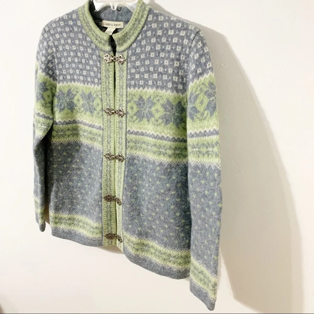 Vintage Carroll Reed Icelandic 100% Wool Cardigan Silver Toned Buckle Hardware